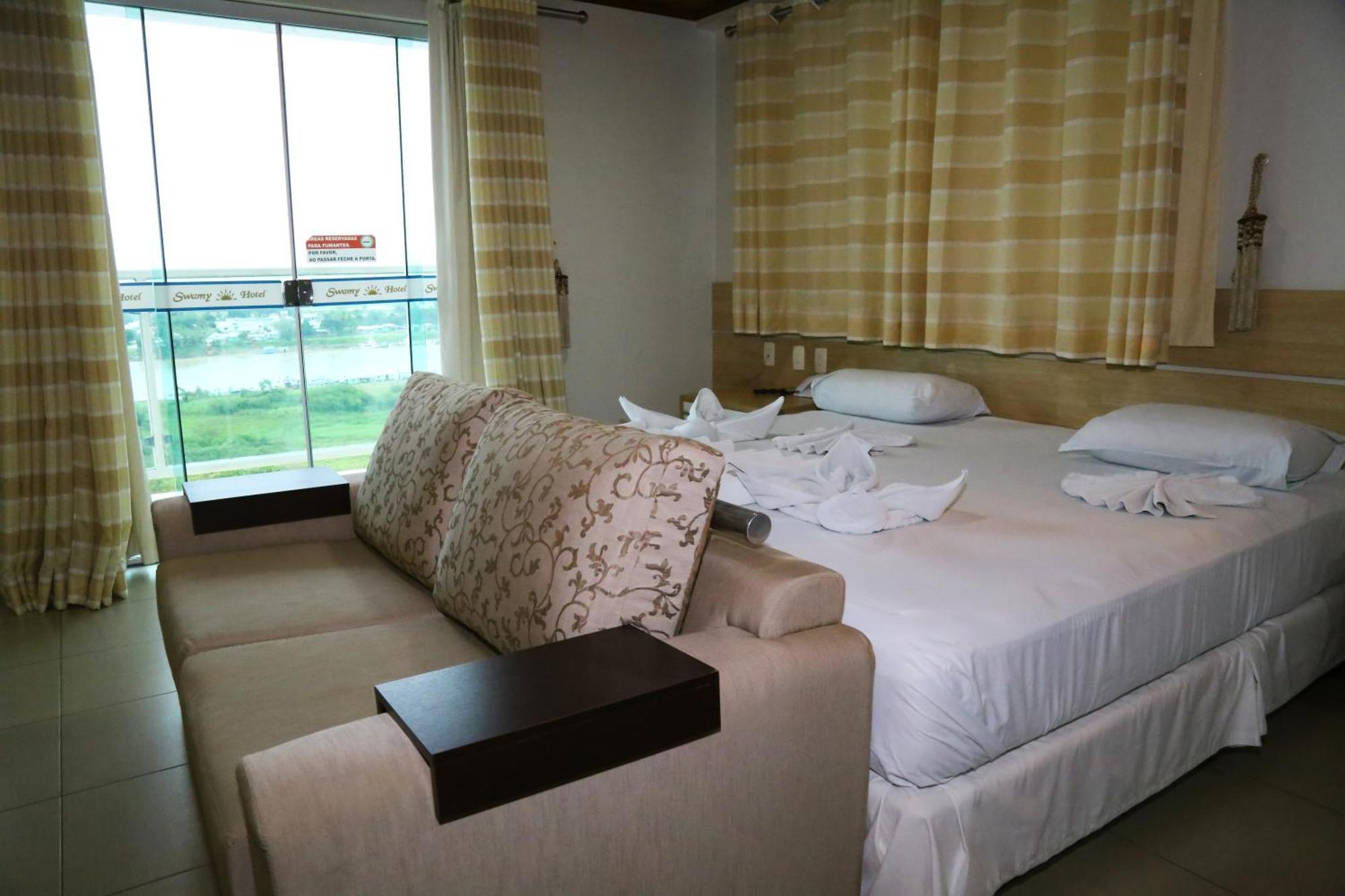 Swamy Hotel Cruzeiro do Sul  Bagian luar foto