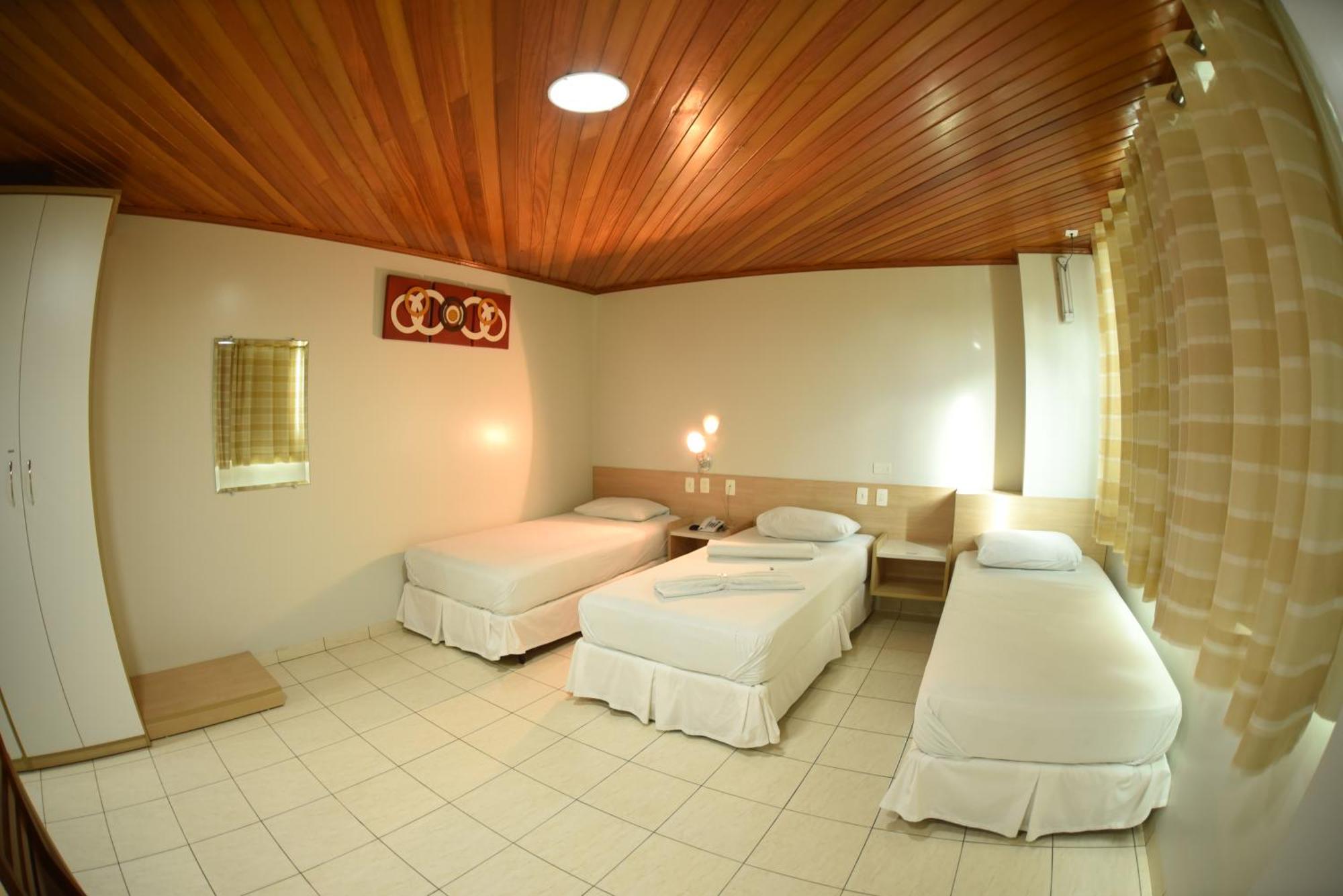 Swamy Hotel Cruzeiro do Sul  Bagian luar foto