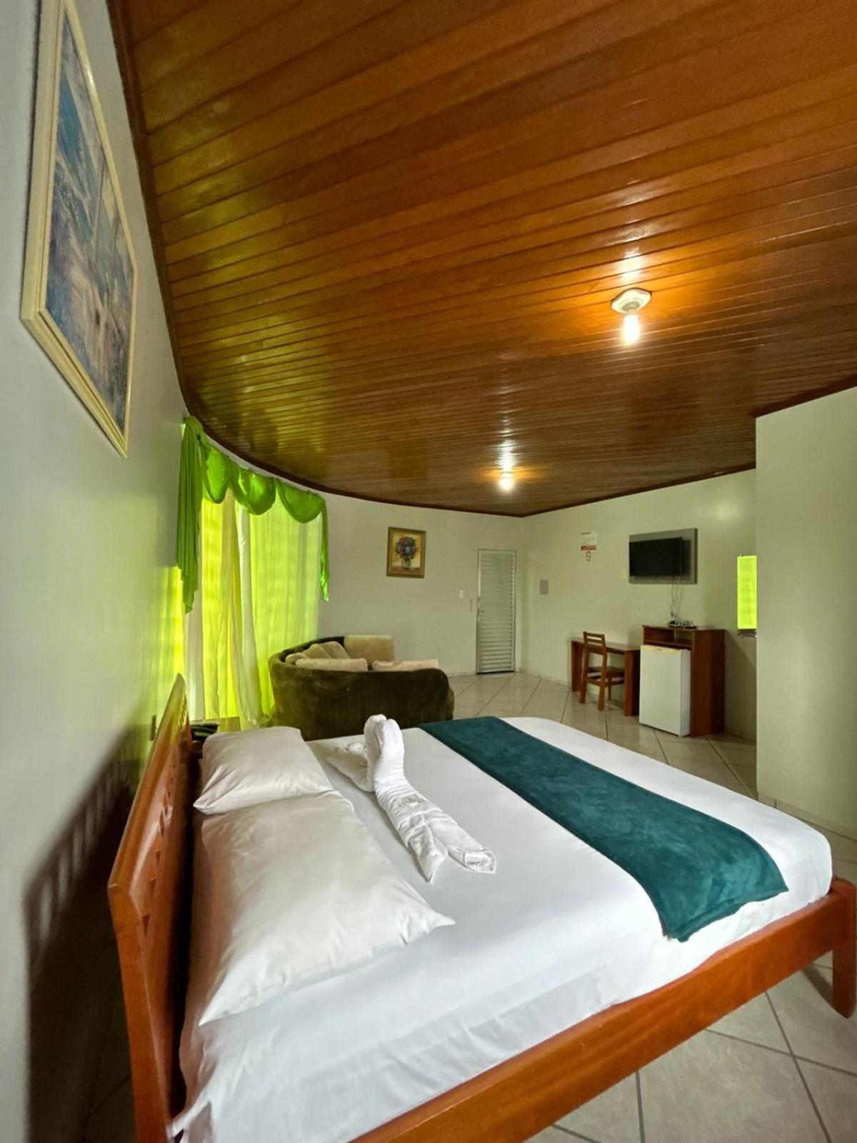 Swamy Hotel Cruzeiro do Sul  Ruang foto