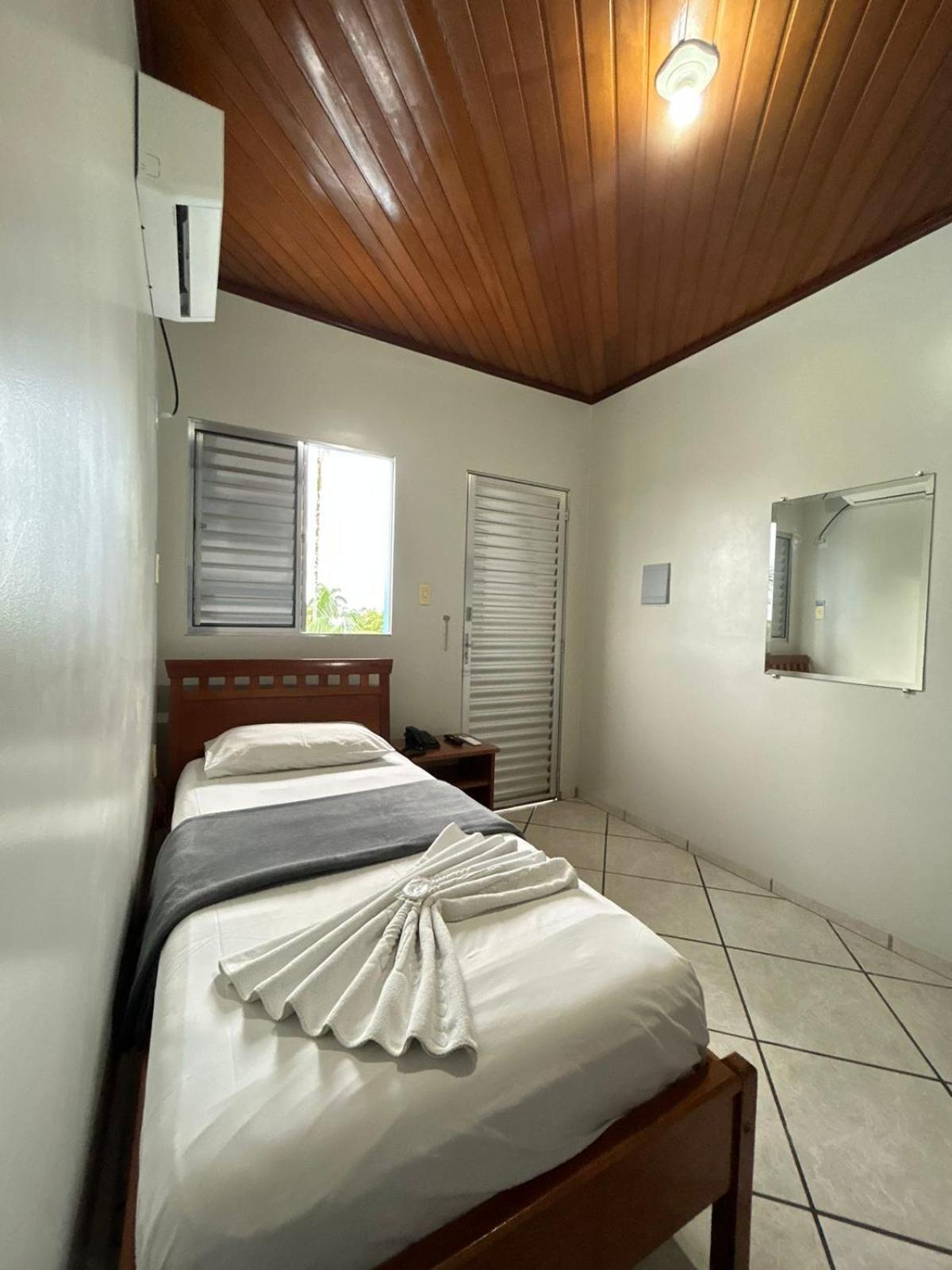 Swamy Hotel Cruzeiro do Sul  Ruang foto